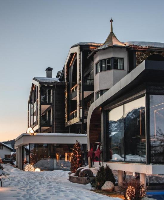 Alpin Garden 5 Star Hotel with SPA in Val Gardena